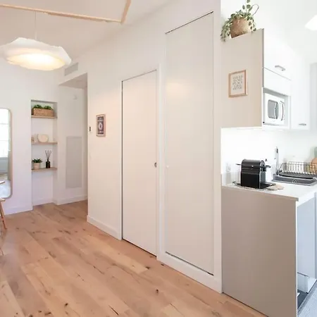 #14 Staywizus - Central Balcony 5Mins Old Town & Sea Ac Wifi Nice