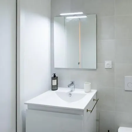#14 Staywiz Us -Central Balcony 5Mins Old Town & Sea Ac Wifi 니스